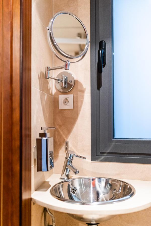 Precioso Apartamento En El Centro De Granada Bagian luar foto